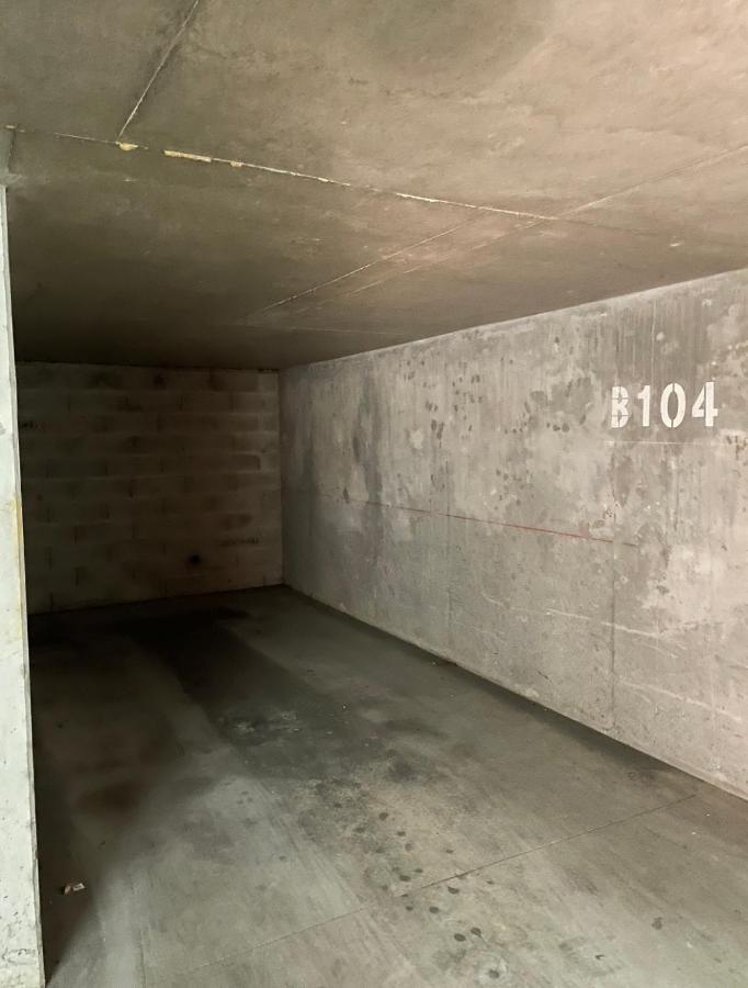 Appartement Avec Place De Parking Et Piscine ヴィルフランシュ・シュル・ソーヌ エクステリア 写真